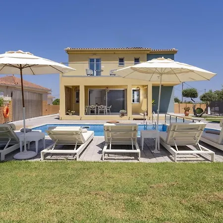 Aelia Villa